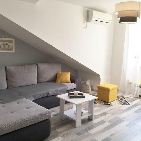 Charming Rijeka City Center Apartment Renee Экстерьер фото